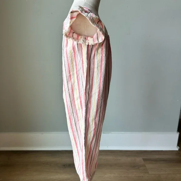 Old Navy Pink and White Striped Jumpsuit size 2T - Picture 4 of 12